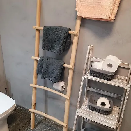 Aspros - Traditionell, Ruhig Und Strandnah 里亚帕德斯