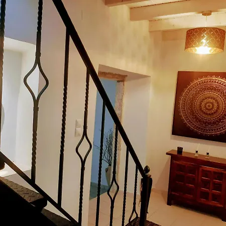 度假居 Aspros - Traditionell, Ruhig Und Strandnah