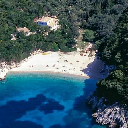 度假居 Aspros - Traditionell, Ruhig Und Strandnah 里亚帕德斯