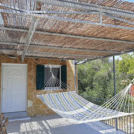 Aspros - Traditionell, Ruhig Und Strandnah *