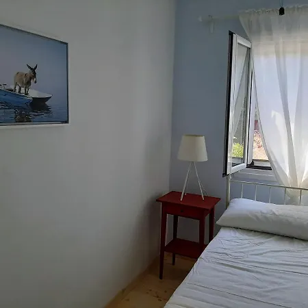 度假居 Aspros - Traditionell, Ruhig Und Strandnah 里亚帕德斯