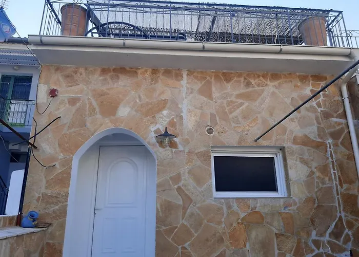 Villa Aspros - Restauriertes Steinhaus Nahe Rovinia Σπίτι διακοπών