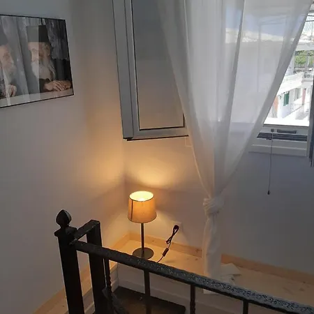 Feriehus Aspros - Restauriertes Steinhaus Nahe Rovinia Liapades