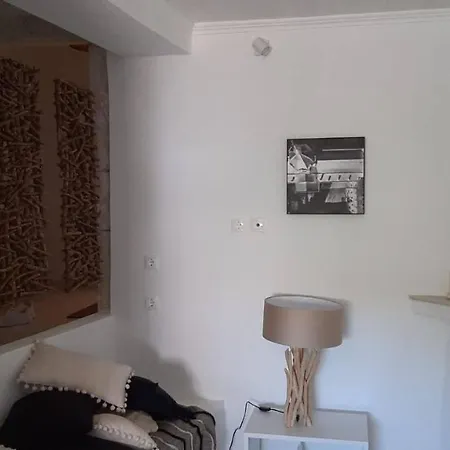Aspros - Restauriertes Steinhaus Nahe Rovinia Casa vacanze