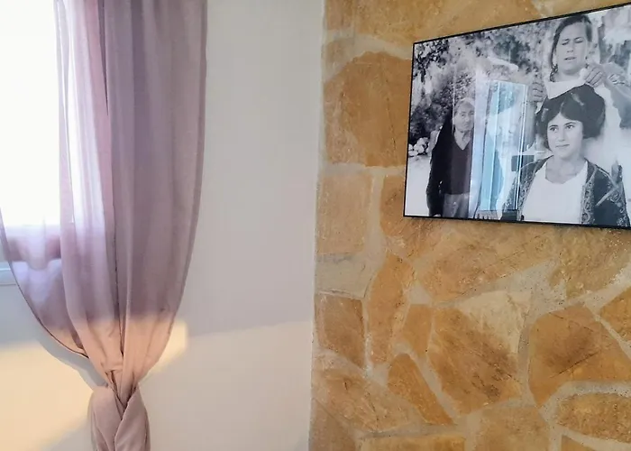 Aspros - Restauriertes Steinhaus Nahe Rovinia Holiday home *