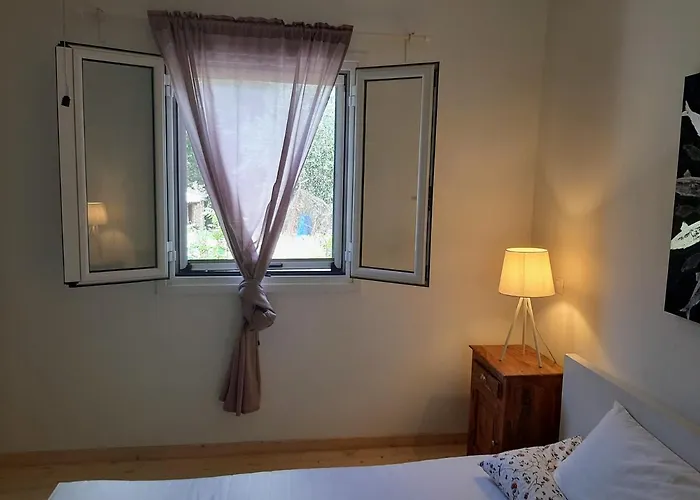 Aspros - Restauriertes Steinhaus Nahe Rovinia Holiday home Liapades