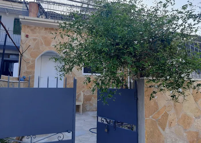 Holiday home Aspros - Restauriertes Steinhaus Nahe Rovinia *